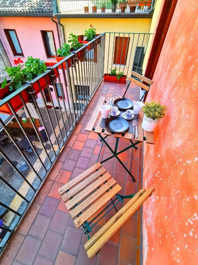 Old Town With Terrace - Live Appartement *