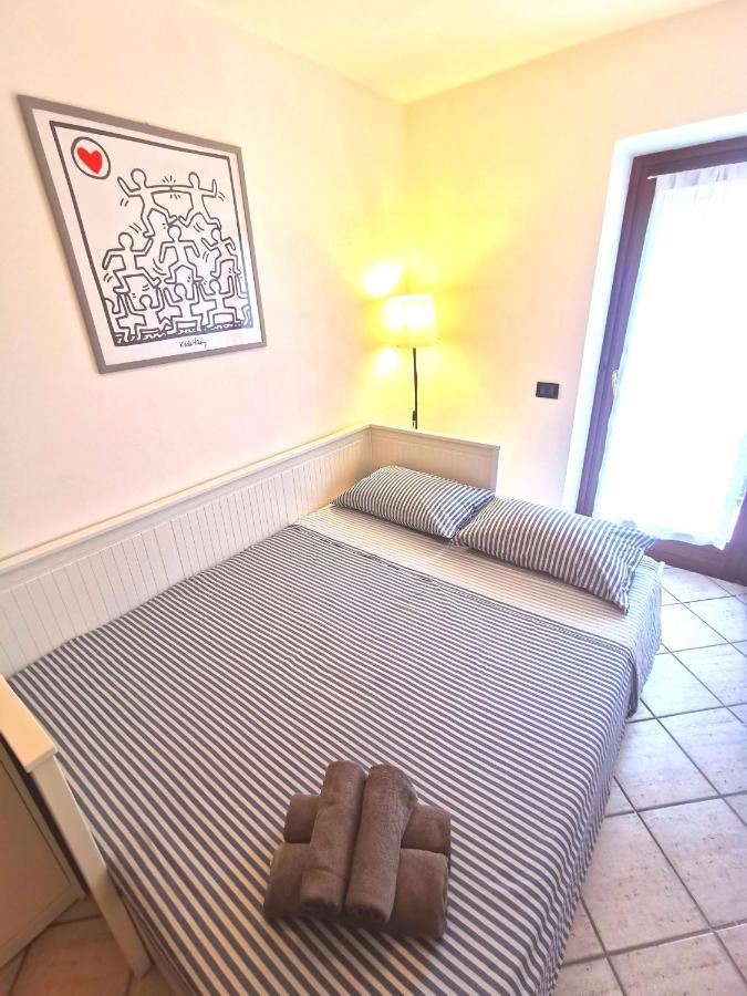 Old Town With Terrace - Live Apartment